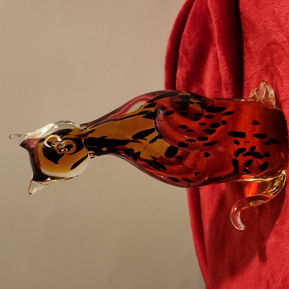 Glass cat